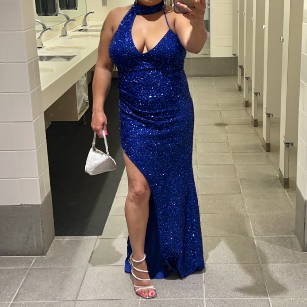 Elegant Blue Sequin Evening Gown